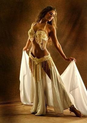 Femme et le baladi...