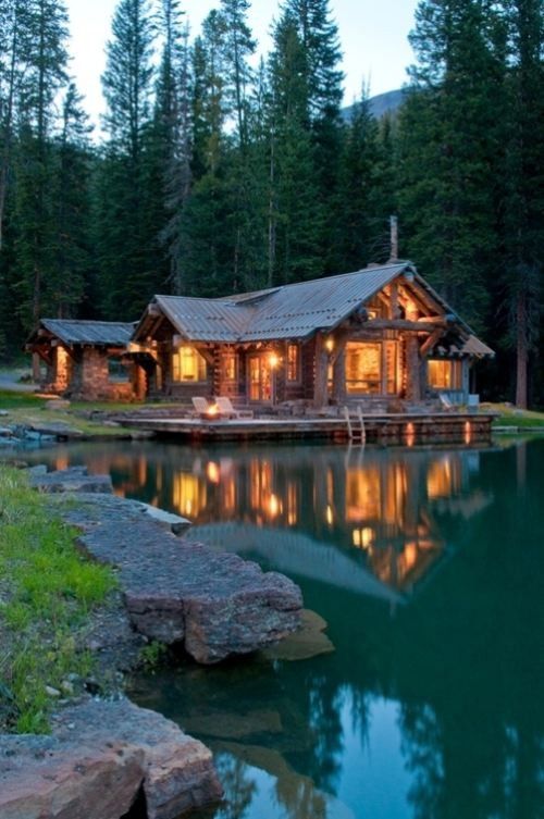 Chaleureux chalet....