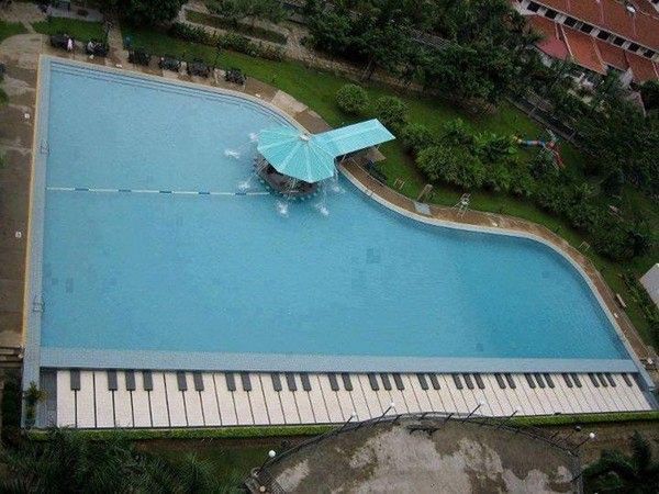 Piscine piano