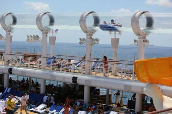 Amusement sur un bateau de croisière...