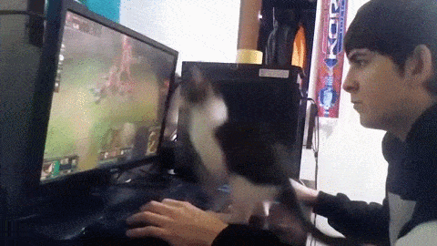 veuthjouer.gif